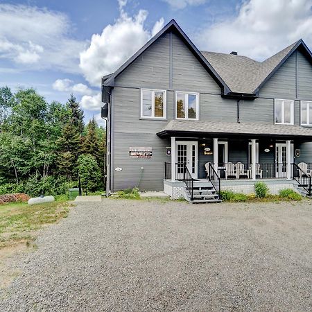 32 B De Vebron Lägenhet LʼAnse-Saint-Jean Exteriör bild